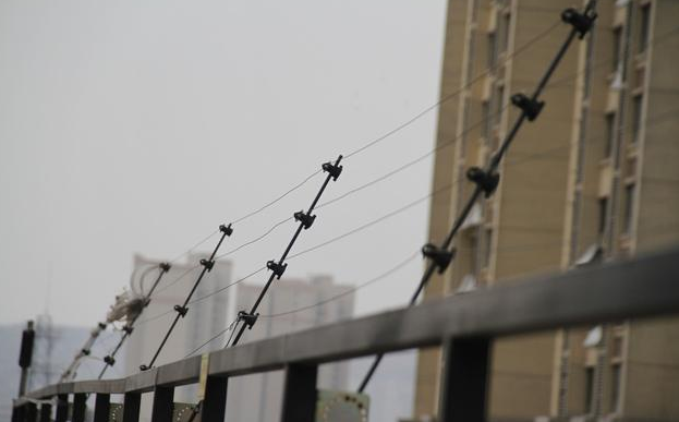 小區(qū)監(jiān)控安裝:智能小區(qū)應(yīng)用串口服務(wù)器的解決方案 小區(qū)監(jiān)控安裝:智能小區(qū)應(yīng)用串口服務(wù)器的解決方案